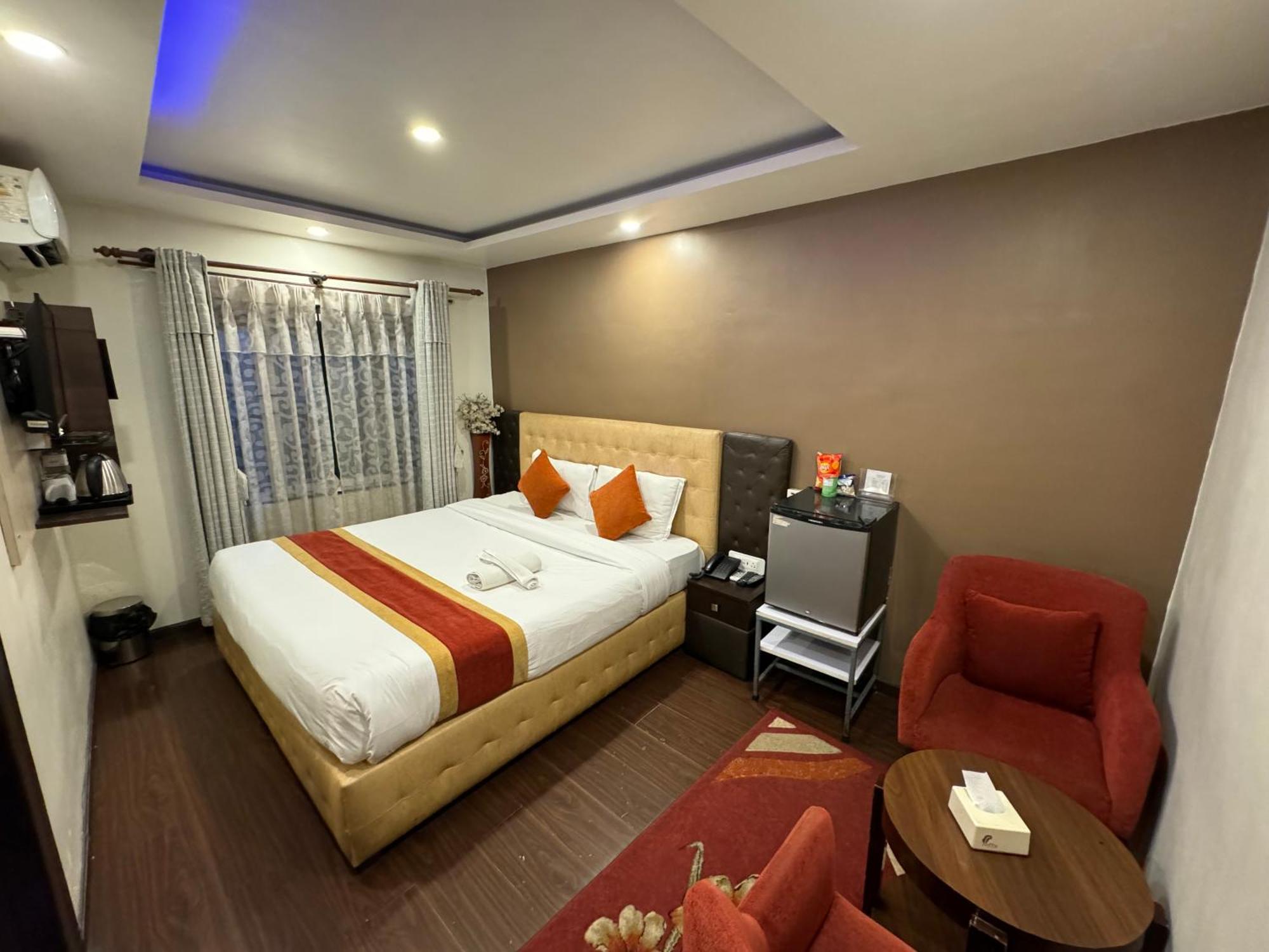 Marinha Airport Hotel Kathmandu Exterior foto