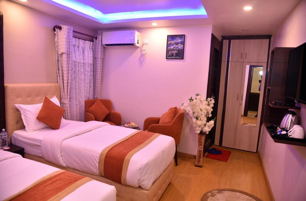 Marinha Airport Hotel Kathmandu Exterior foto